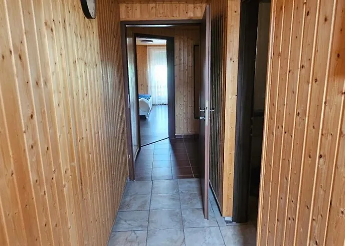 Reni Home Apartman