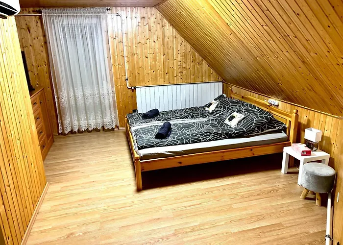 Reni Home Apartman
