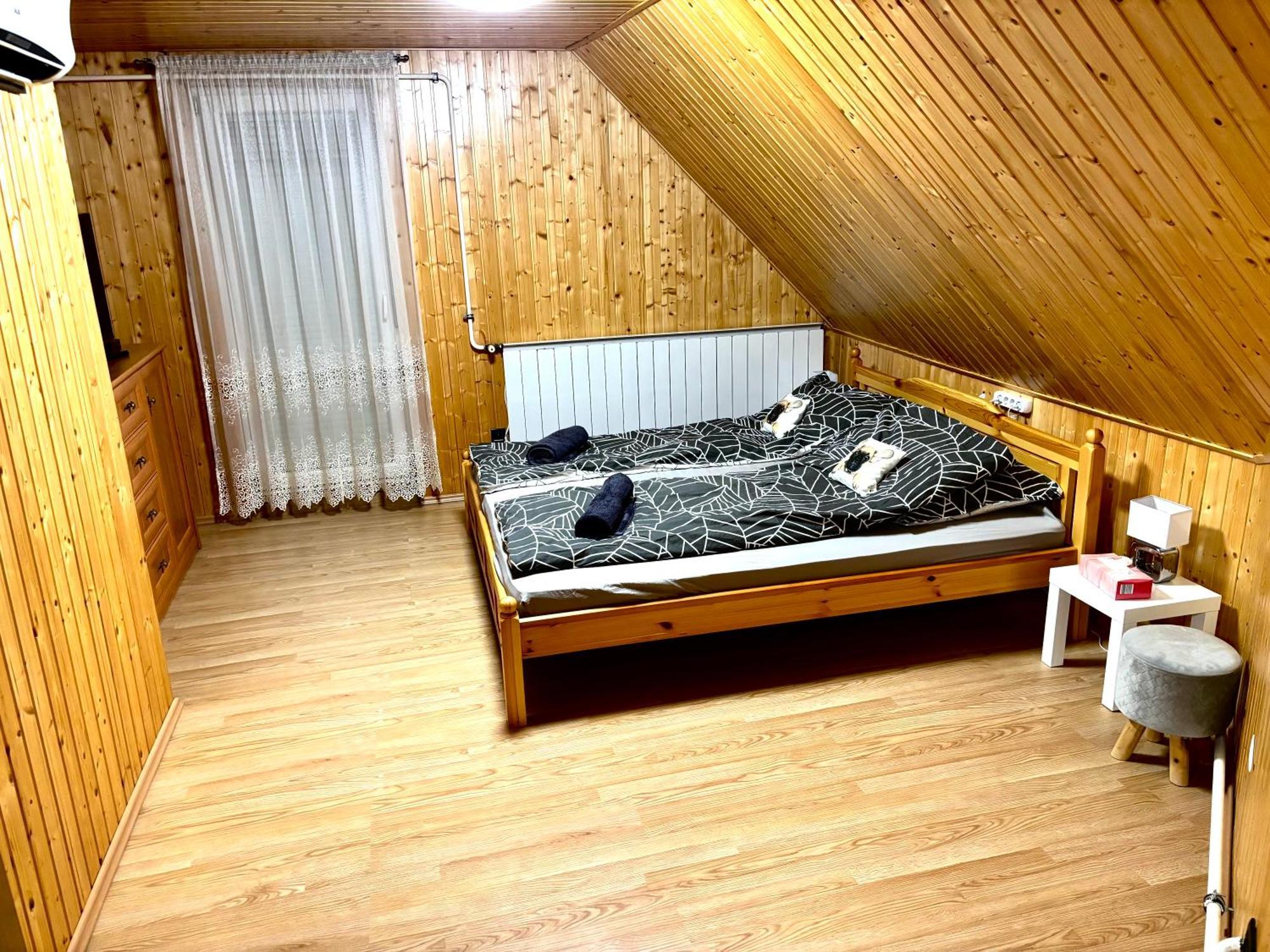 Reni Balatonendred
